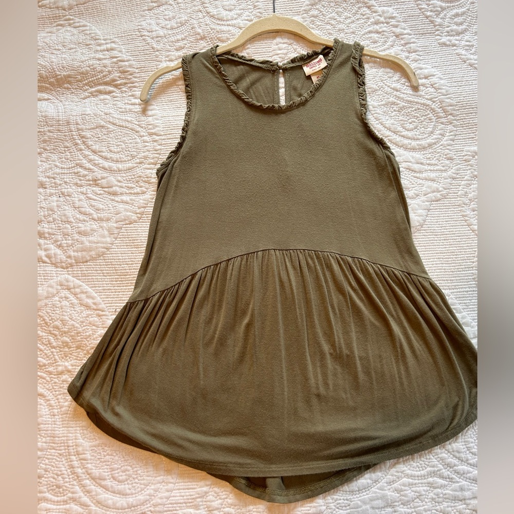 Mossimo, olive green tank top Size XS